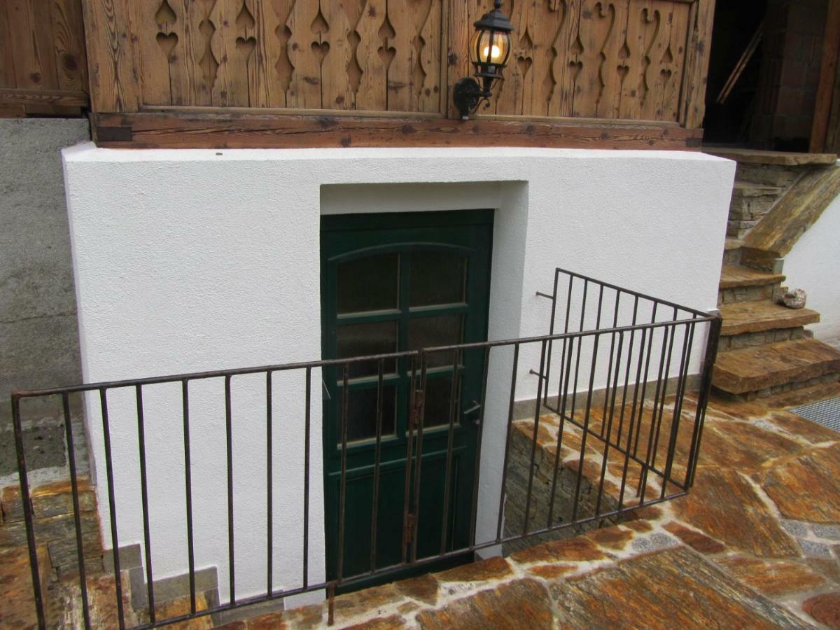 Chalet Hoamatl Haus im Ennstal Bagian luar foto